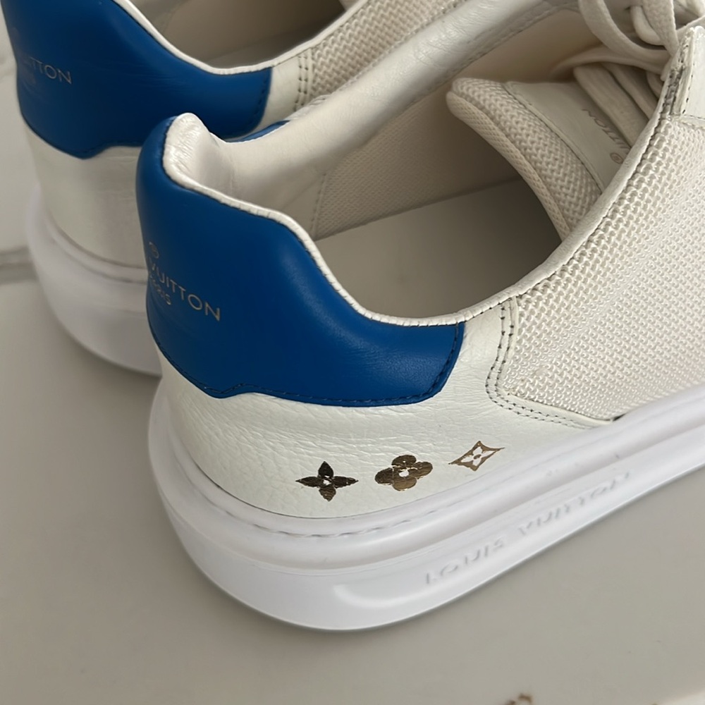 Louis Vuitton Beverly Hills Sneaker in white and blue. Men’s Sz 9 - Picture 10 of 16